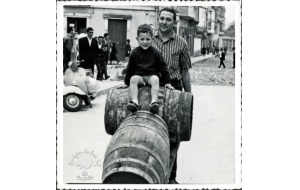 1966 - Llevando los barriles